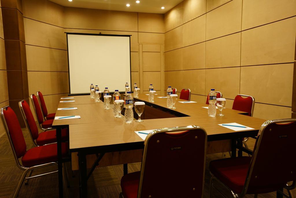 Meize Hotel 3*